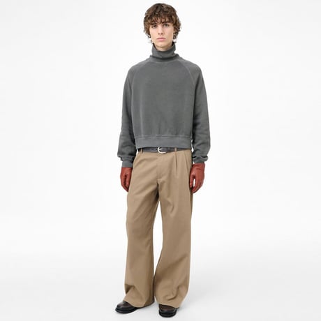 OUR LEGACY（アワー レガシー）"SCHOLAR ROLLNECK - Worn Black Athletic Rib"