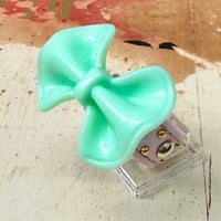 ☆新作☆Leather ring（ビッグリボンちゃんグリーン）