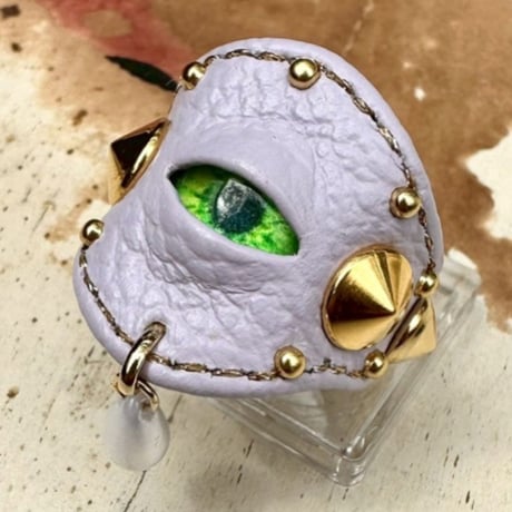"ナゾノセイブツ" Leather Ring（Vicky）