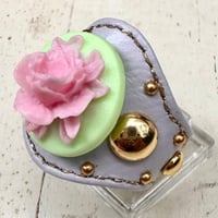 ☆新作☆ Leather Ring（フラワースカルプチャーグレー）