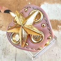 Leather Ring（ピンクベージュアイレットスター）