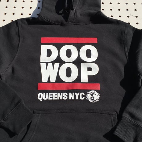 Queens NYC Doo-Wop パーカー（ブラック）