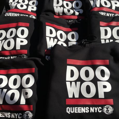 Queens NYC Doo-Wop パーカー（ブラック）