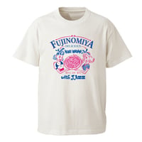 中島紅音 × 岩島のぞみ / FUJINOMIYA 3776 Tee （バニラホワイト）