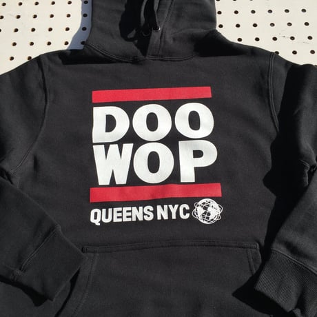 Queens NYC Doo-Wop パーカー（ブラック）