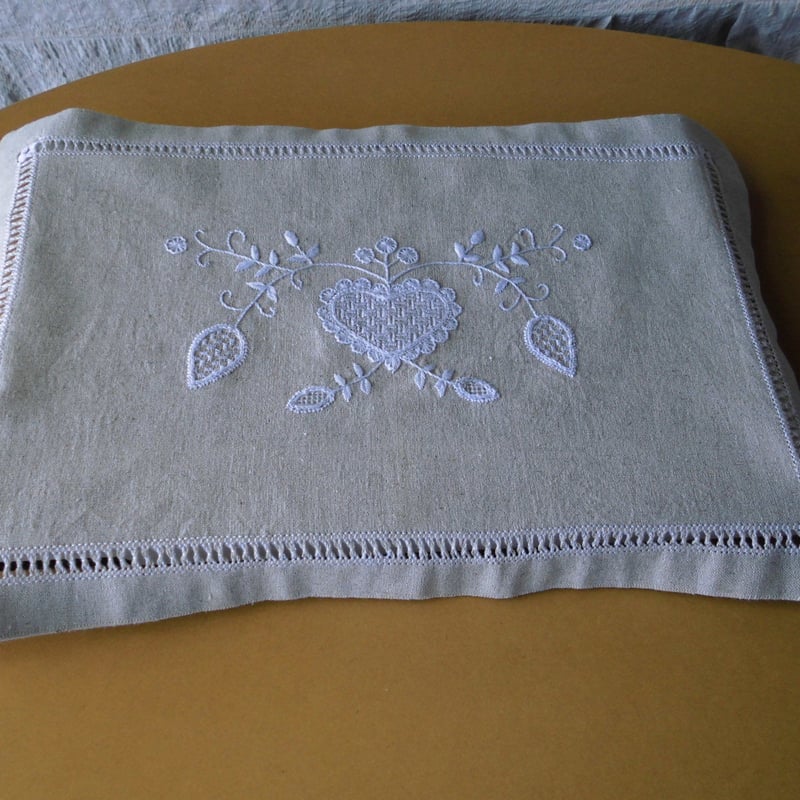 ピアズリー　ハンド刺繍裾フリル羽織　受注品 新品未使用品♡ RIOLISクロスステッチ刺繍キット No.100/063 