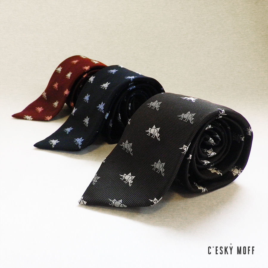 新品ステゴサウルスネクタイ CESKYMOFF 小紋柄 ジラフ giraffe 小紋柄ステゴサウルスシルクネクタイ / CESKY MOFF | CESKY MOFF