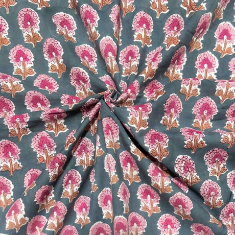 未使用※インド ブロックプリント 中綿入りベビーキルト グリーン