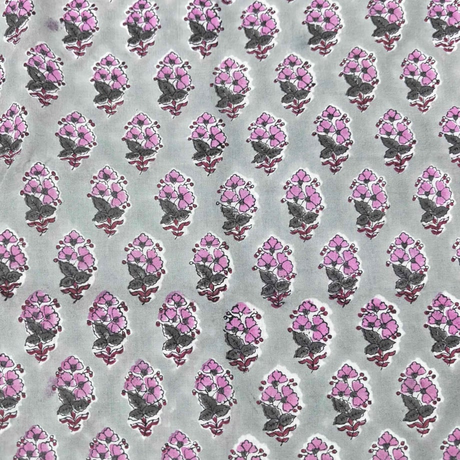 6934d9b99dfb0951570fb698