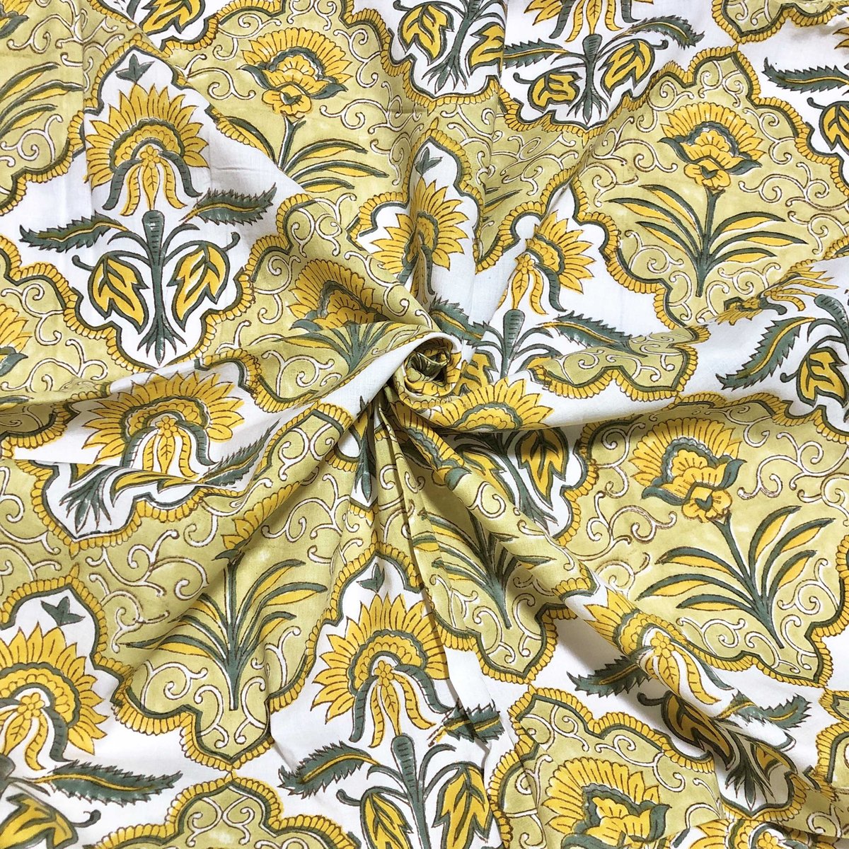 50cm単位】イエローブラウン大柄イエローフラワー インド ハンド