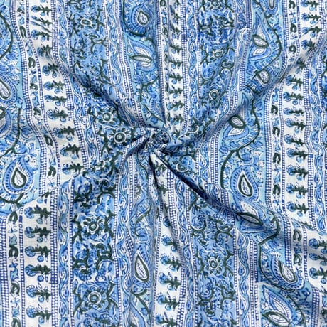 【50cm単位】ブルーホワイトペーズリーストライプ　インド　ハンドブロックプリント生地　テキスタイル  コットン