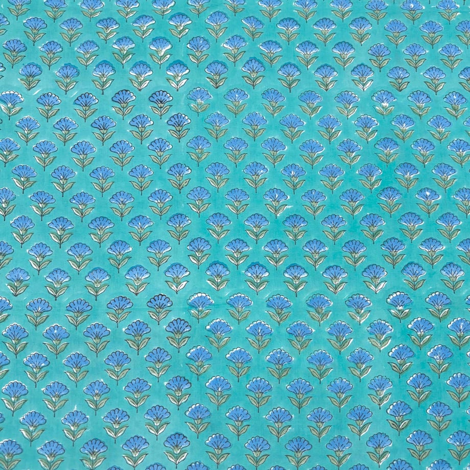 6856912f5b90ec24093a86b9