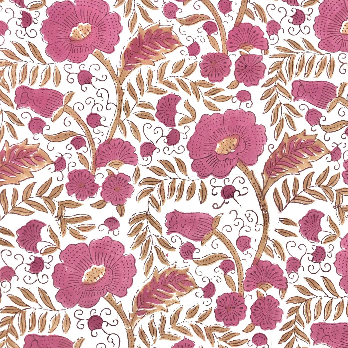 未使用※インド ブロックプリント 中綿入りキルト ピンクローズ　マルチラグ 未使用※インド ブロックプリント 中綿入りキルト ピンクフラワーマルチ