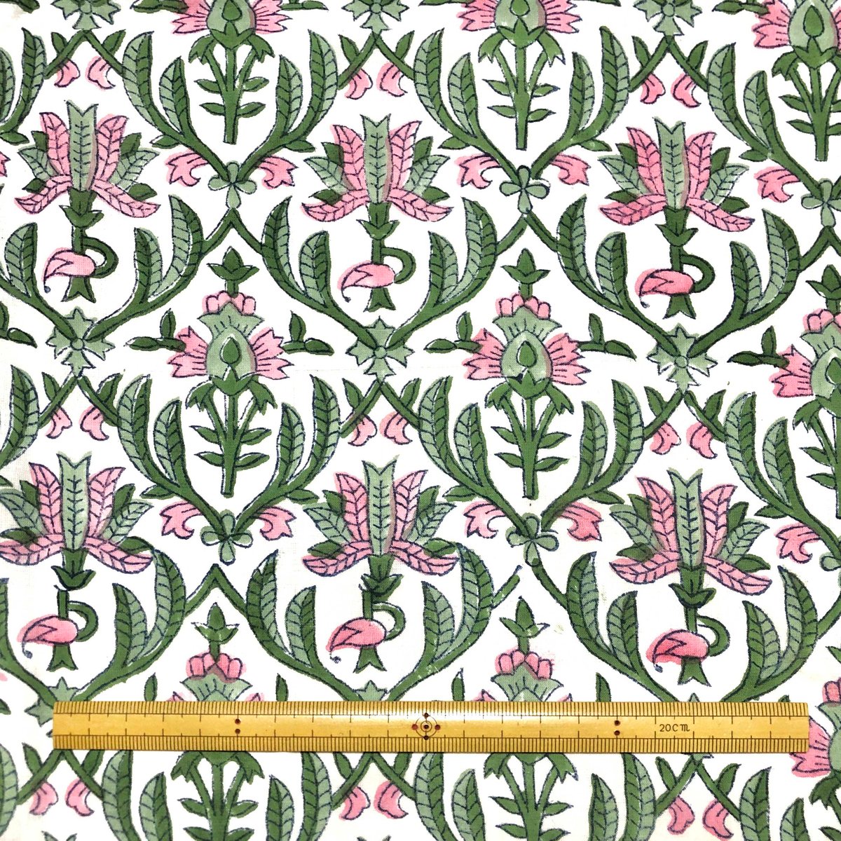 50cm単位】ホワイトグリーンピンクフラワー インド ハンドブロック