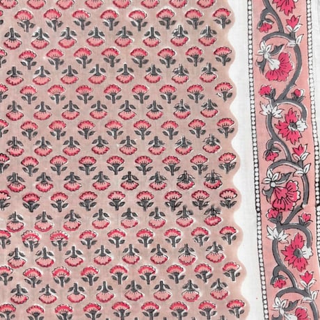 Sale フレンチピンクS ブロックプリントリキルト　オーガニックコットン 50cm単位】ピンクパープルホワイトレトロフラワー インド ハンド