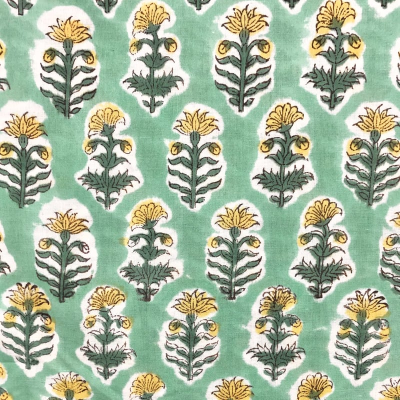 未使用※インド ブロックプリント 中綿入りキルト ゴールデンパイン　マルチラグ 未使用※インド ブロックプリント 中綿入りキルト ゴールデン