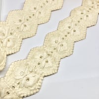 【50cm単位】きなりホワイト六角形　インド刺繍リボン　ハンドメイド材料　りぼん素材