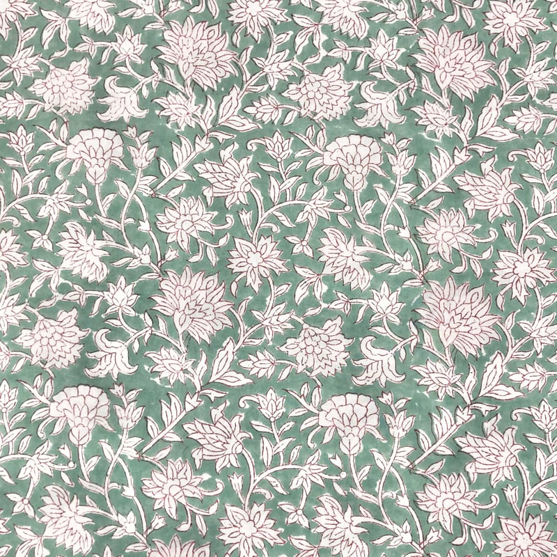 未使用※インド ブロックプリント 中綿入りキルト スプリンググリーン　マルチラグ 未使用※インド ブロックプリント 中綿入りキルト スプリンググリーン