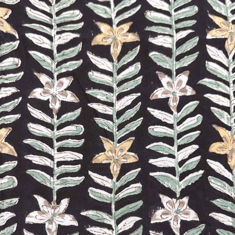 アウトレット商品【50cm単位】ブラックイエロースターフラワー　インド　ハンドブロックプリント生地　テキスタイル  コットン
