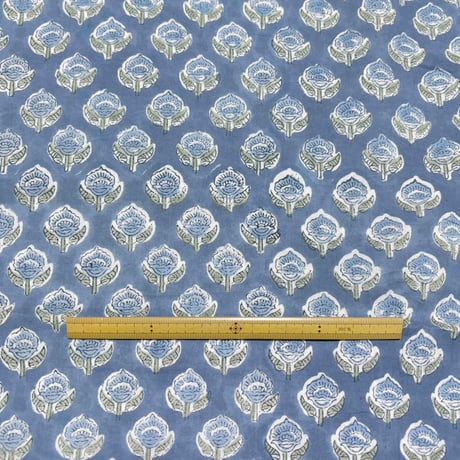 【50cm単位】くすみブルーグレースモールフラワー　インド　ハンドブロックプリント生地　テキスタイル  コットン