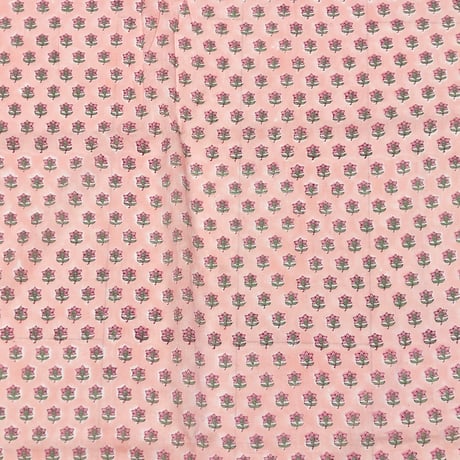 【50cm単位】サーモンピンクスモールフラワー　インド　ハンドブロックプリント生地　テキスタイル  コットン
