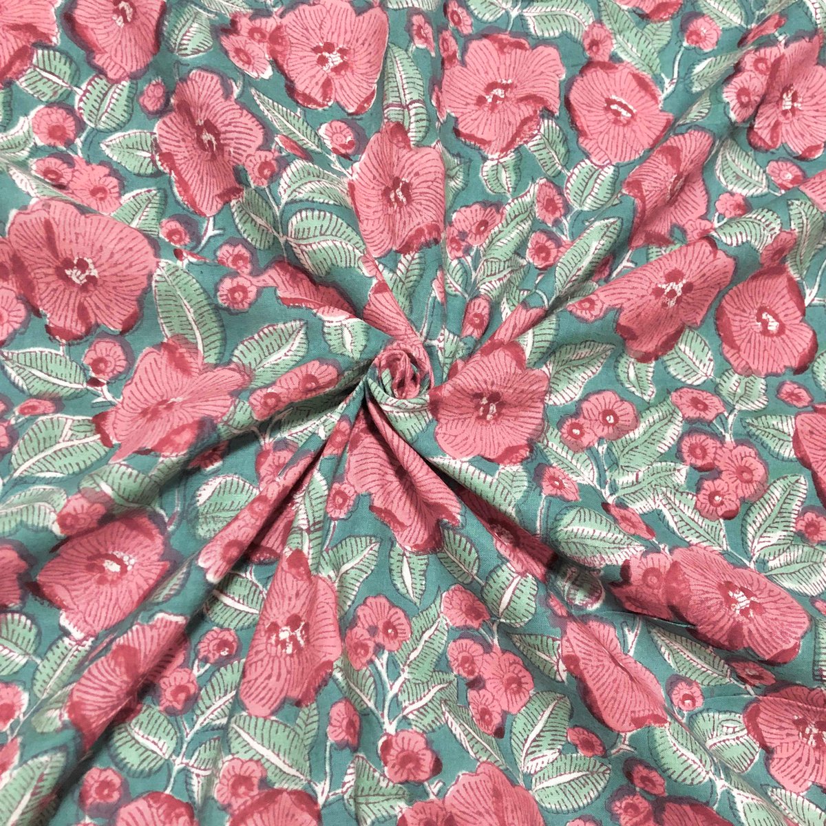 M】中綿入り リバーシブルブロックプリント 花柄 ピンク×グリーン 407