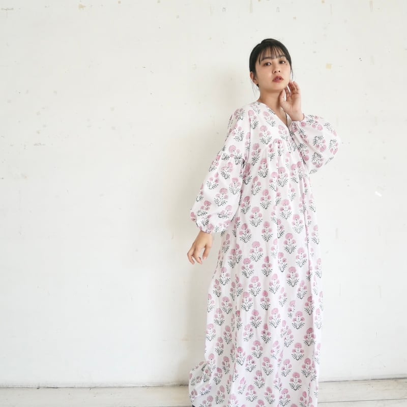 【ROKSANDA】 水色 ボリューム袖 バックリボン Vネック ワンピース ▶︎【ROKSANDA】 水色 ボリューム袖 バックリボン Vネック