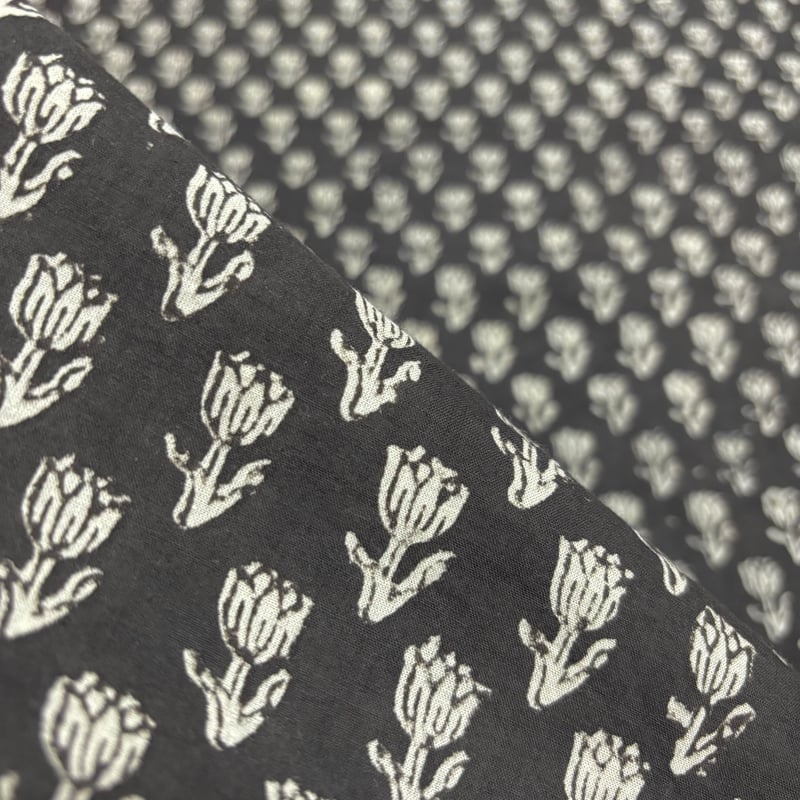 50cm単位】墨黒ブラックきなりスモールフラワーバグルー染め インド