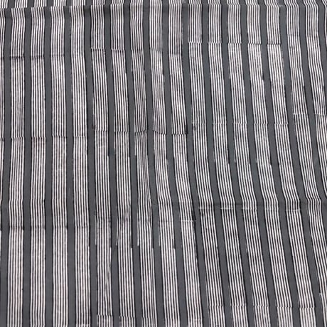 【50cm単位】ダークグレーオフホワイトストライプバグルー　インド　ハンドブロックプリント生地　テキスタイル  コットン