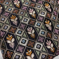 【⚠️10cm単位(50cm以上)】ブラック　ひし形　インド刺繍生地　ハンドメイド素材