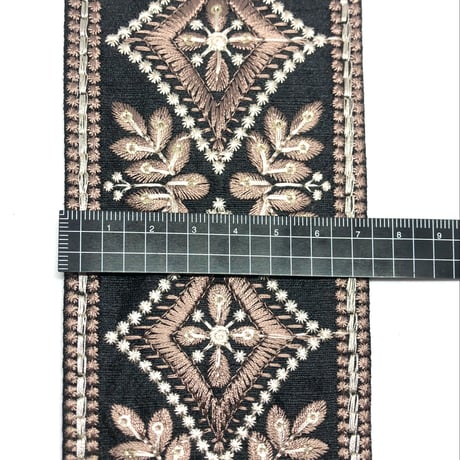【50cm単位】ブラックブロンズ　ダイヤ型　インド刺繍リボン　ハンドメイド材料　りぼん素材