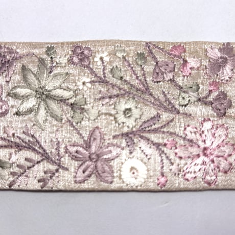 【50cm単位】ベージュフラワー×オフホワイト　ナチュラルフラワー　インド刺繍リボン　ハンドメイド材料