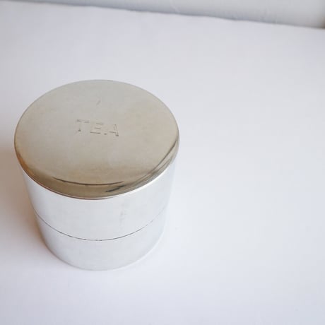 CINQ ティー缶