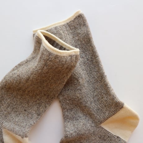 KARMAN LINE /TAURUS 細ボーダーリブソックス