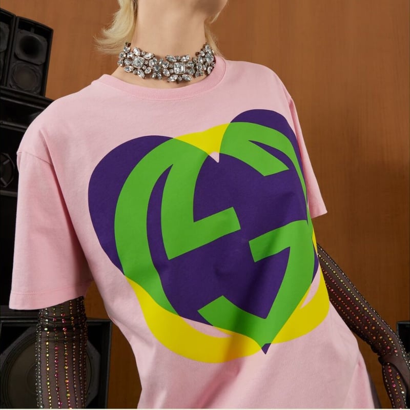 送料無料【GUCCI】グッチ インターロッキングGハートTシャツ