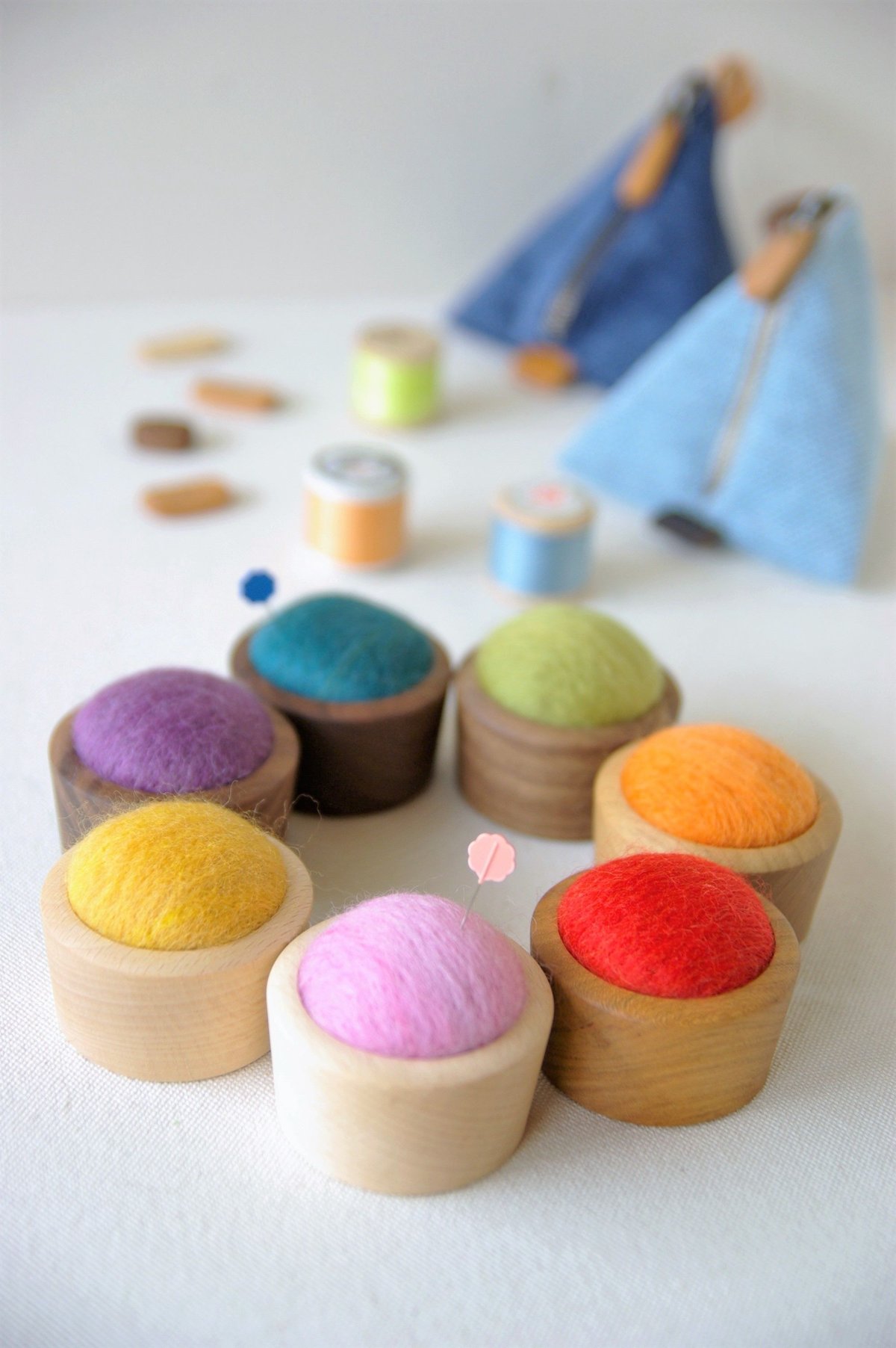 羊毛ピンクッション カップ入り カラー 【7色の内1点】 | noco online  
