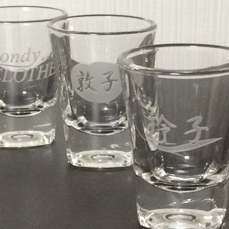 ショットグラス / 名入れ h70☓φ55 | ガラスエッチング工房 Clova Carv