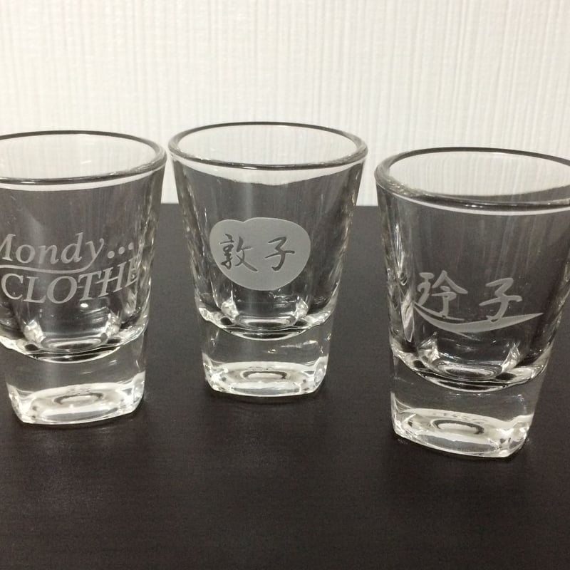 ショットグラス / 名入れ h70☓φ55 | ガラスエッチング工房 Clova Carv