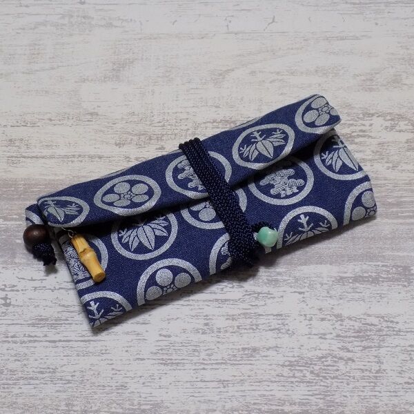 京都 道中財布 デニム地製 「家紋松竹梅 銀色」 | Huduru Craft