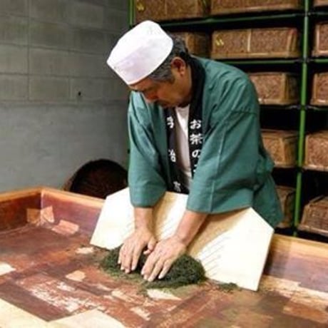 献上手揉み宇治玉露80ｇ缶入り　※送料無料※