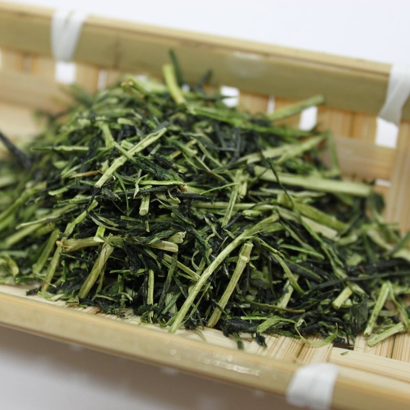 極茶雁ヶ音150g缶箱入り | 丸利 吉田銘茶園 極茶雁ヶ音150g缶箱入り | 丸利 吉田銘茶園