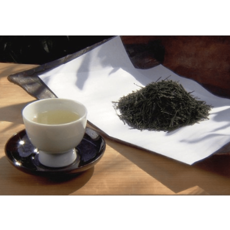 RION 本簀（ほんず）三葉摘み玉露 30g缶入り | 丸利 吉田銘茶園