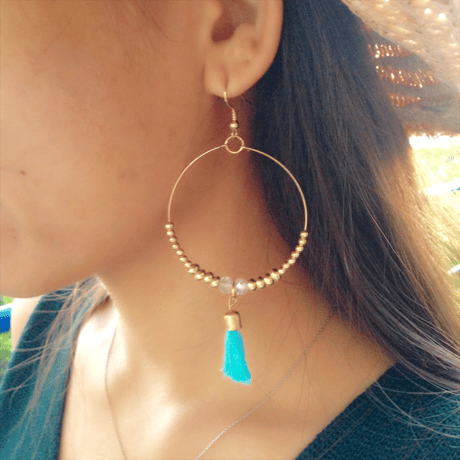 フープタッセルピアス