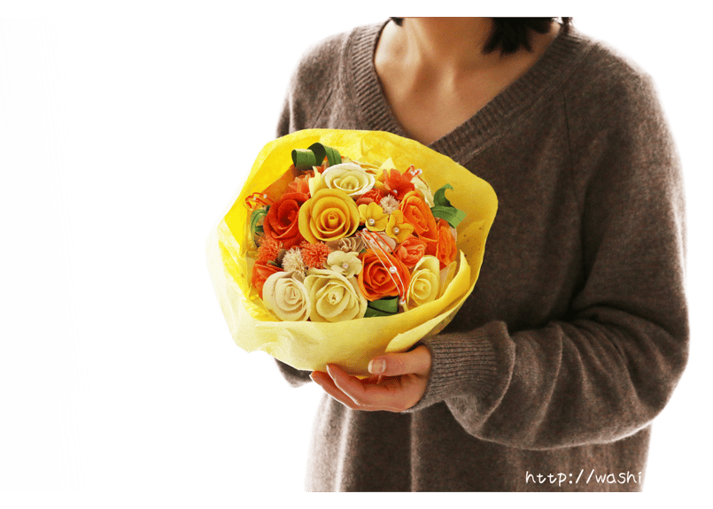 受注生産」和紙ラウンドブーケ・黄橙（商品番号：bouquet-pro002yo