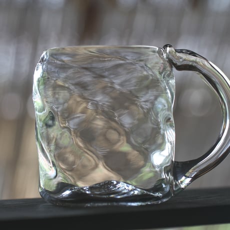 ドレープ　ジョッキ
