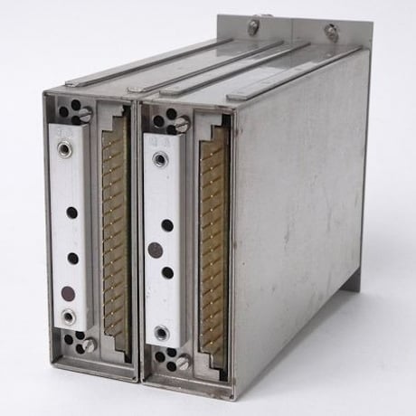 SIEMENS V275/01 / mono bus bar amp ×2