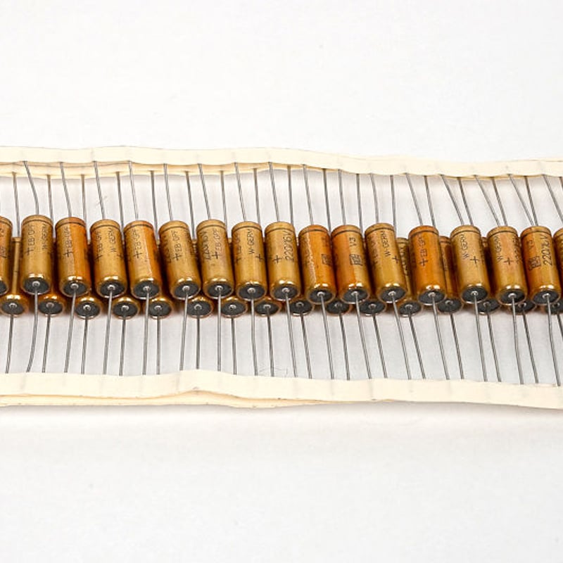 Elko ROE 220uF/16v 85° axial コンデンサー | module