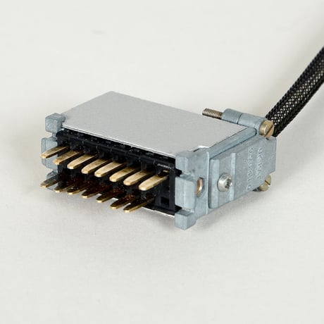 PLESSEY 11pin コネクター　P&GやNEVEに