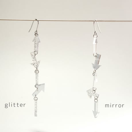 やじるしピアス(片売り)