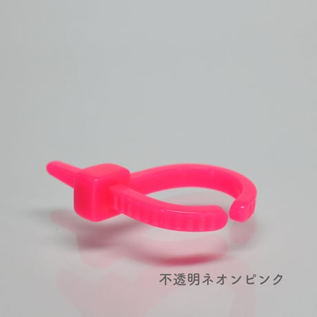 結束バンドのイヤーカフ　L